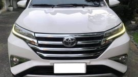 White Toyota Rush 2018 for sale in Automatic