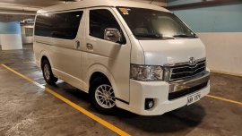 Selling Pearl White Toyota Hiace Super Grandia 2018 in Pateros