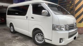 Selling White Toyota Hiace Super Grandia 2017 in Imus