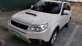 White Subaru Forester 2010 for sale in Caloocan