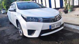 Sell White 2015 Toyota Altis