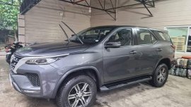 Selling Silver Toyota Fortuner 2021 in Angat