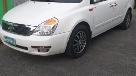 Selling White Kia Carnival 2011 in San Pedro