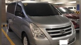Sell Grey 2016 Hyundai Grand Starex in Pasay