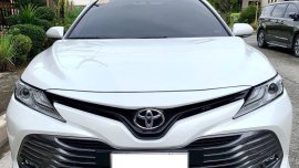 Pearl White Toyota Camry 2020 for sale in Automatic