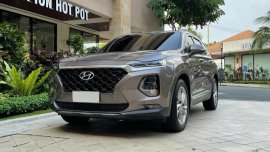 Grey Hyundai Santa Fe 2019 for sale in Automatic