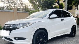White Honda Hr-V 2015 for sale