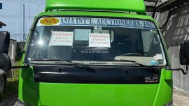 Green 2006 Isuzu Elf For sale