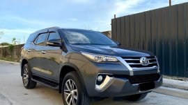 Selling Grey Toyota Fortuner 2017 in Cainta