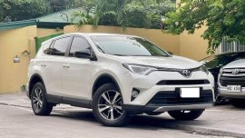Sell White 2017 Toyota Rav4 in Makati