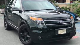 Sell Green 2013 Ford Explorer in Las Piñas