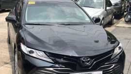 Selling Black Toyota Camry 2019 in Makati