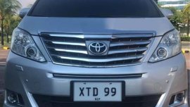 Silver Toyota Alphard 2013 for sale in Automatic
