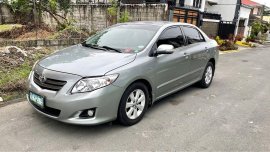 Silver Toyota Corolla 2010 for sale in Las Piñas