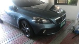 Selling Blue Volvo V40 2013 in Cabanatuan