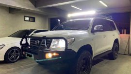 White Toyota Land Cruiser 2008 for sale in Santo Tomas
