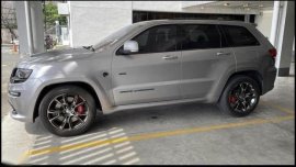 Selling Brightsilver Jeep Grand Cherokee 2017 in Las Piñas