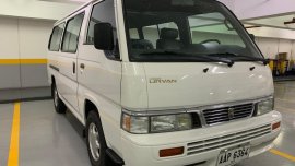 White Nissan Urvan 2014 for sale in Manual