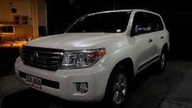 Pearl White Toyota Land Cruiser 2014 for sale in Automatic