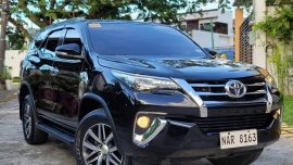 Black Toyota Fortuner 2017 for sale in Caloocan