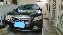 Grey Toyota Camry 2014 for sale in Manual
