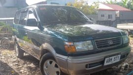 Selling Green Toyota Revo 2000 in Bacoor