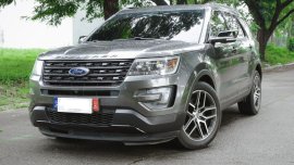 Selling Grey Ford Explorer 2016 in Quezon City