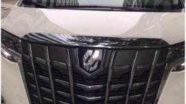 White Toyota Alphard 2019 for sale in Las Piñas