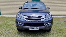 2nd hand 2017 Isuzu mu-X Pickup in good condition