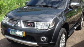 Selling Black Mitsubishi Montero Sports 2013 in Lipa