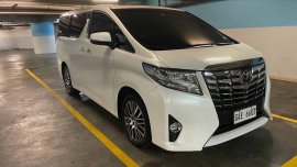 Selling Pearl White Toyota Alphard 2018 in Pateros