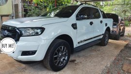 Selling White Ford Ranger 2017 in Surigao