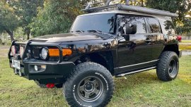 Selling Black Toyota Fj Cruiser 2015 in Angeles
