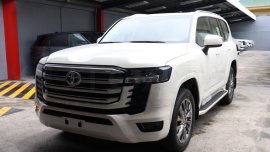 White Toyota Land Cruiser 2022 for sale in Quezon