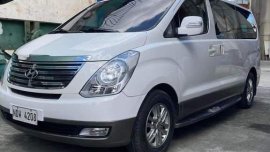 White Hyundai Grand Starex 2015 for sale in Automatic