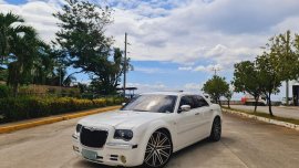 Pearl White Chrysler 300c 2008 for sale in Automatic