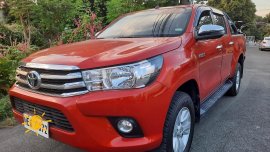 Selling Orange Toyota Hilux 2020 in Imus