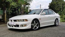 Selling Pearl White Mitsubishi Galant 1999 in Cainta