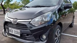 Selling Black Toyota Wigo 2017 in Lucena