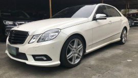 Pearl White Mercedes-Benz E350 2011 for sale in Pasig 