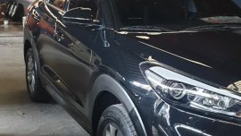 Selling Black Hyundai Tucson 2016 in Quezon City