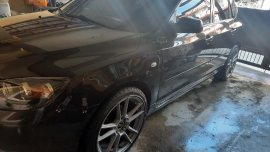 Selling Black Mazda 3 2005 in Angeles