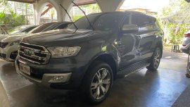 Grey Ford Everest 2016 for sale in Quezon City