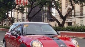 Red Mini Cooper 2016 for sale in Automatic