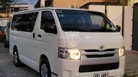 2015-2016 Toyota Hiace Commuter turbo diesel m/t fresh in and out