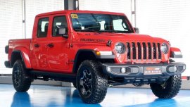 Selling Red Jeep Gladiator 2021 in San Juan