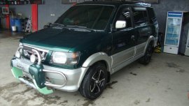 Selling Green Mitsubishi Adventure 2000 in Manila