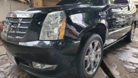 Selling Black Cadillac Escalade ESV 2010 in Quezon