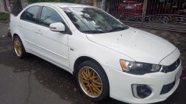 Selling White Mitsubishi Lancer 2016 in Las Piñas
