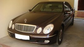 Selling Black Mercedes-Benz E-Class 2004 in Manila